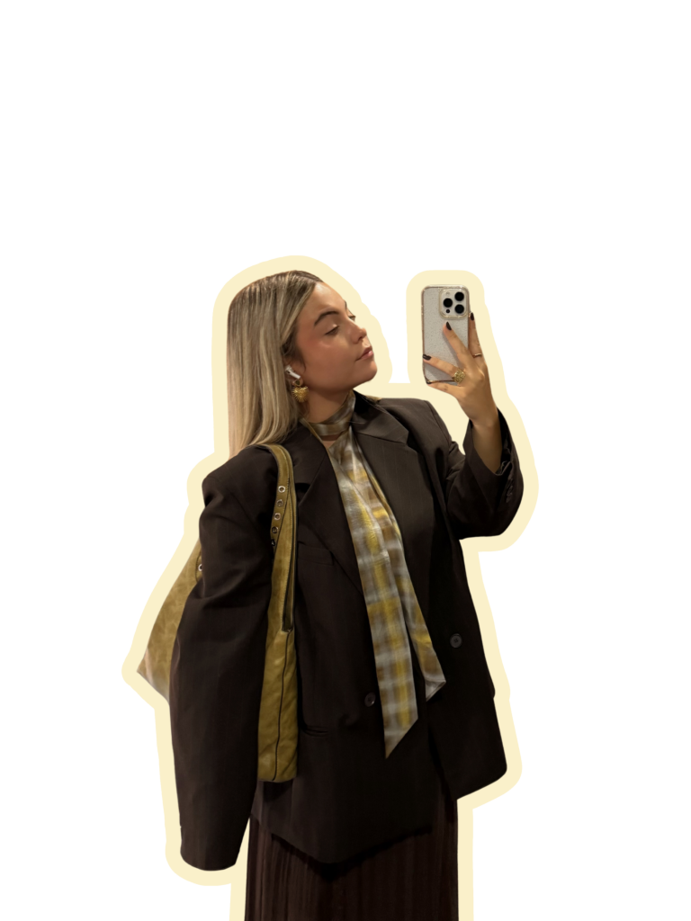Lucia Aja - Redes Sociales